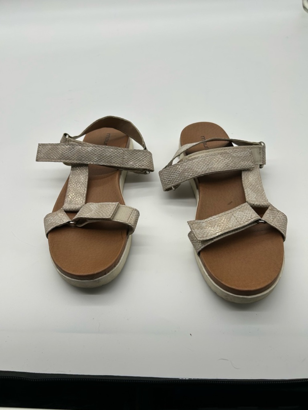 Maurice’s Polly Utility Sandals size7